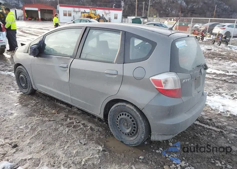 2013 Honda Fit из США, поврежденный, VIN JHMGE8H37DC054234